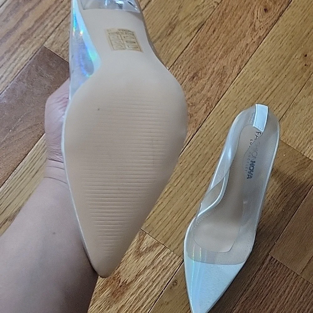 Cinderella - Picture 3 of 3